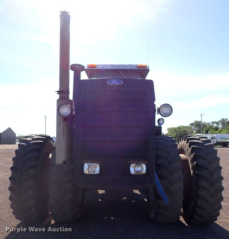 image for item DL7600 1990 Ford 846 Versatile  4WD tractor