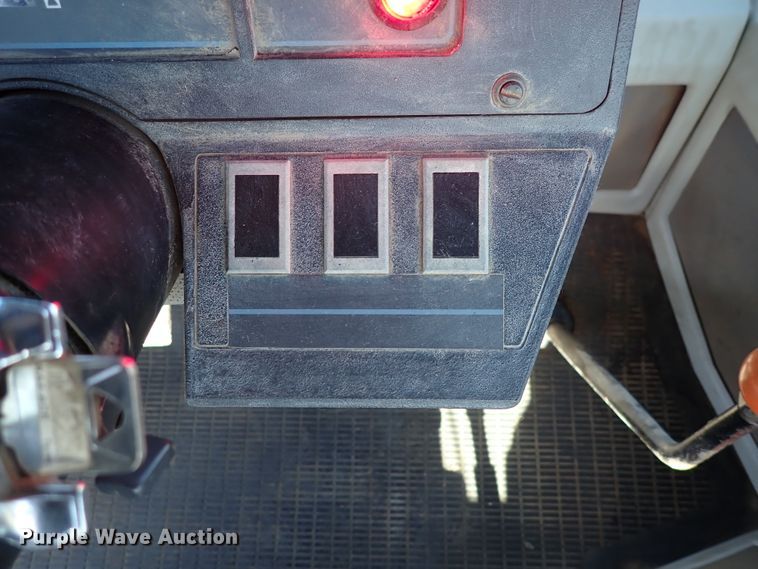 image for item DL7600 1990 Ford 846 Versatile  4WD tractor