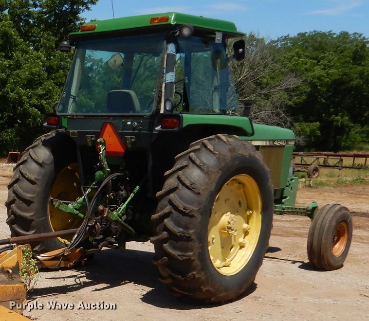 image for item DM0026 1982 John Deere 4240  tractor