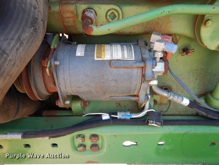 image for item DM0026 1982 John Deere 4240  tractor