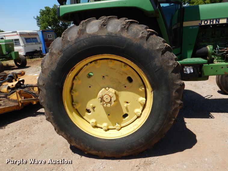 image for item DM0026 1982 John Deere 4240  tractor