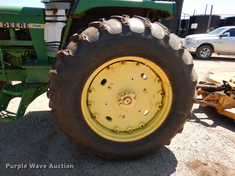 image for item DM0026 1982 John Deere 4240  tractor