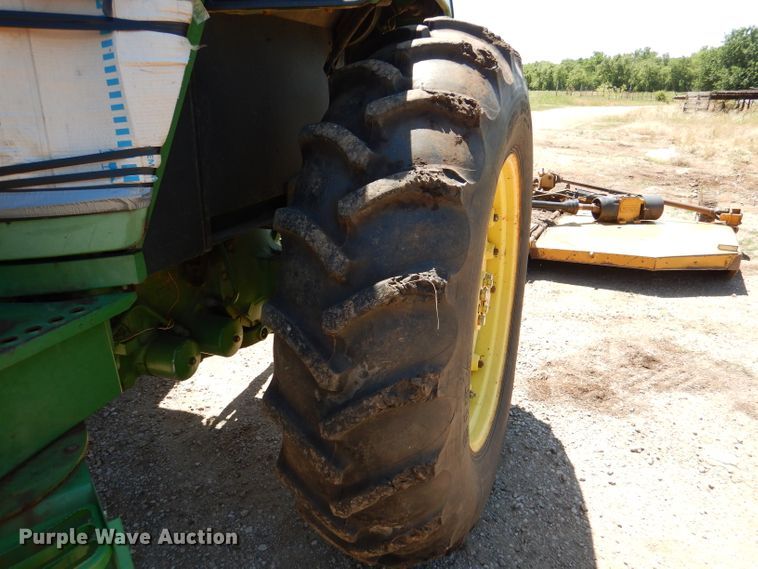 image for item DM0026 1982 John Deere 4240  tractor