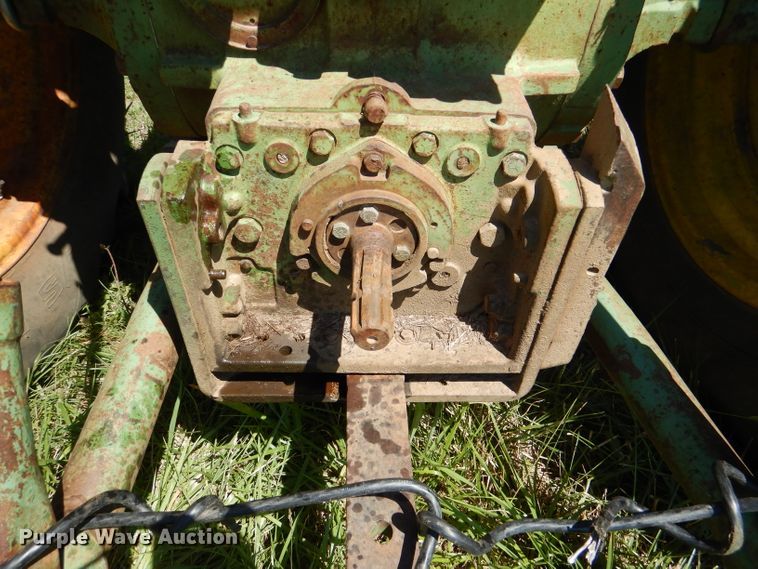 image for item DM0031 1962 John Deere 4010  tractor