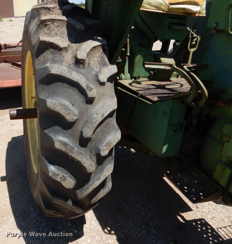 image for item DM0031 1962 John Deere 4010  tractor