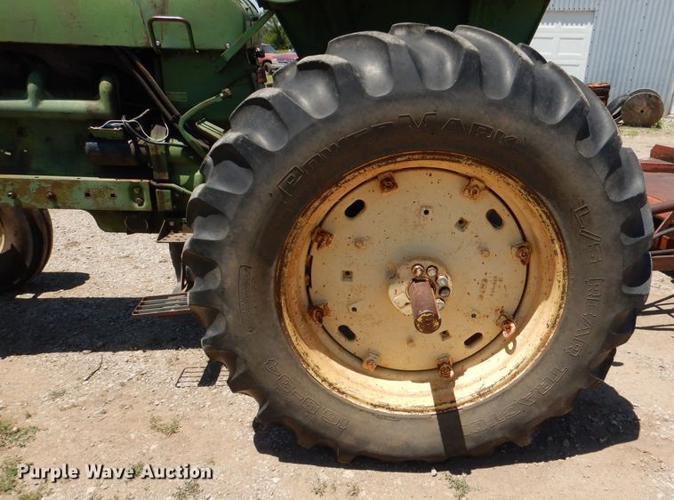 image for item DM0031 1962 John Deere 4010  tractor