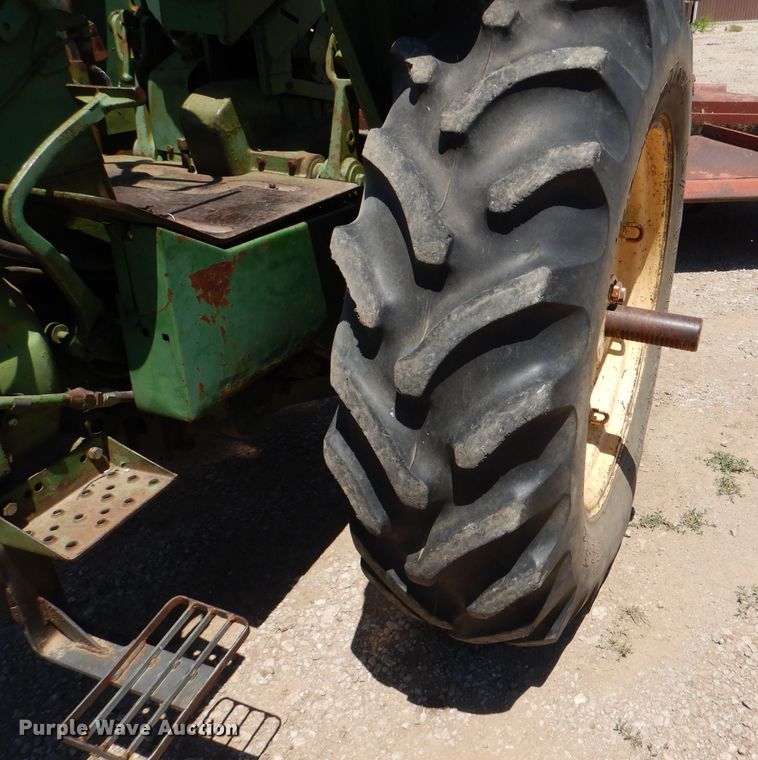 image for item DM0031 1962 John Deere 4010  tractor