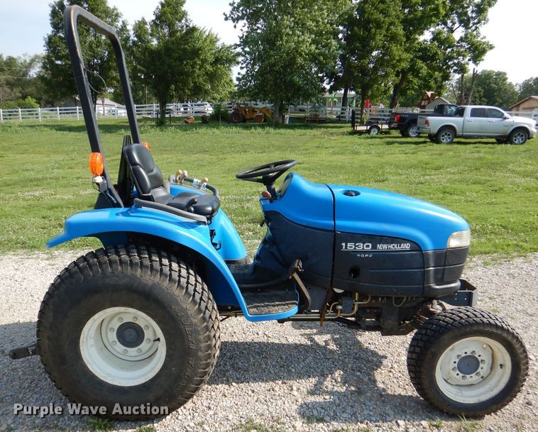 image for item DM0065 1998 New Holland 1530  MFWD tractor