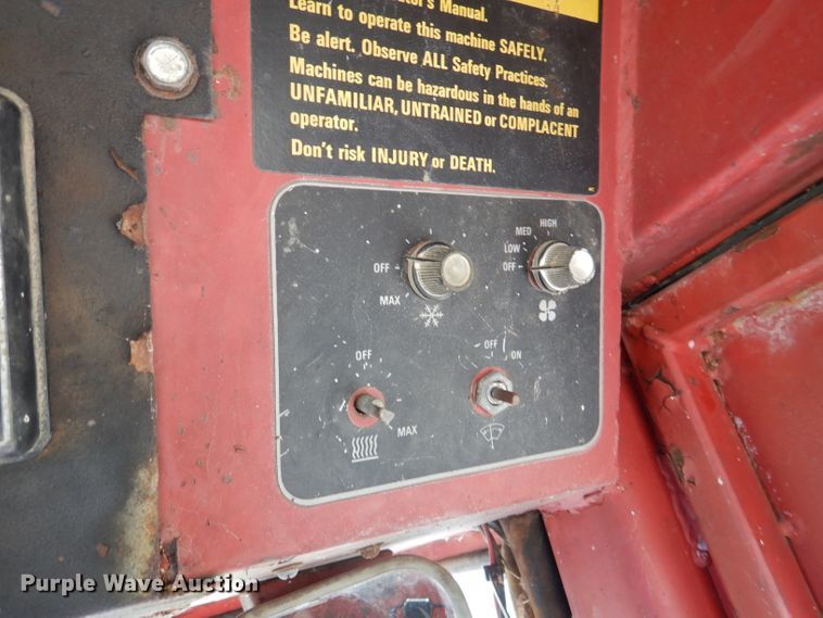 image for item DM0070 1976 International 4568  4WD tractor