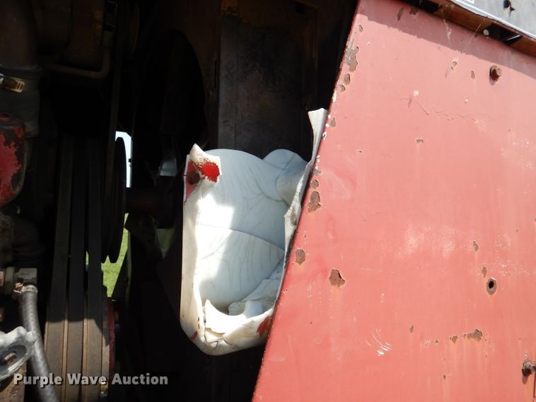 image for item DM0070 1976 International 4568  4WD tractor