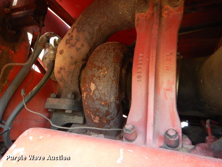 image for item DM0070 1976 International 4568  4WD tractor