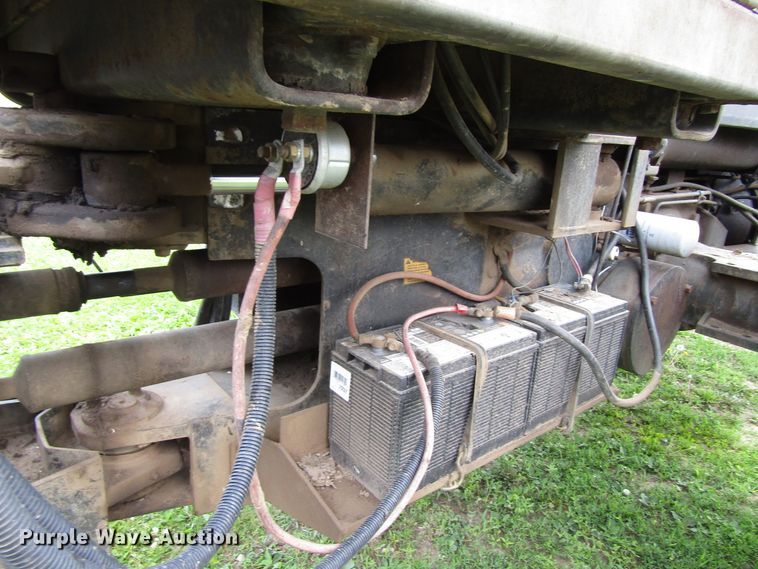 image for item GC9981 White 4-180 Field Boss  4WD tractor