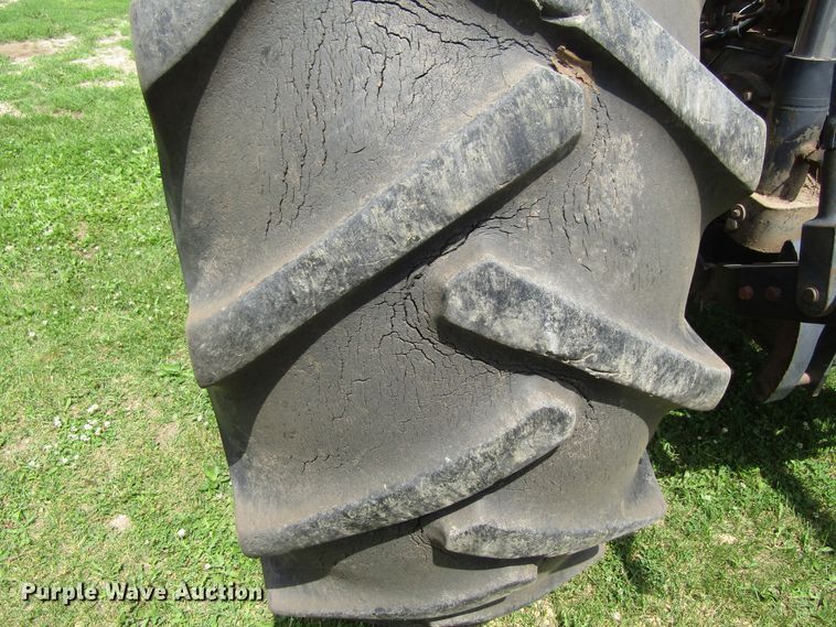 image for item GC9981 White 4-180 Field Boss  4WD tractor