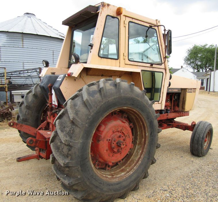 image for item GC9982 Case 1270  tractor