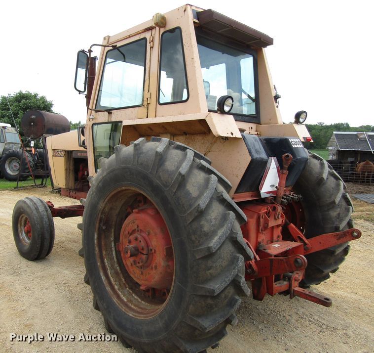 image for item GC9982 Case 1270  tractor