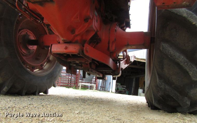 image for item GC9982 Case 1270  tractor