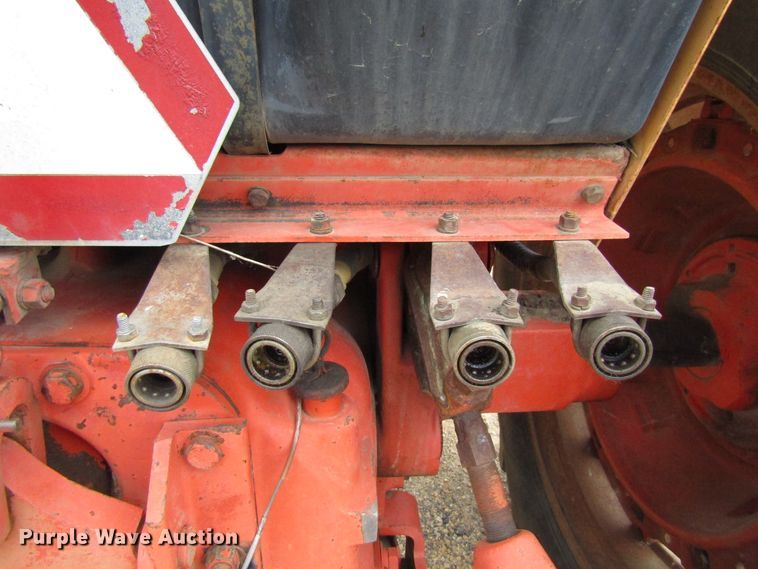 image for item GC9982 Case 1270  tractor