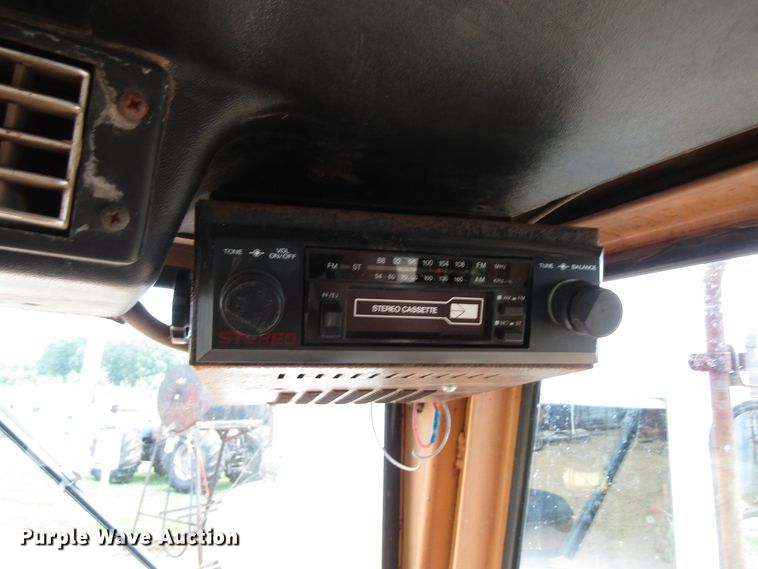 image for item GC9982 Case 1270  tractor