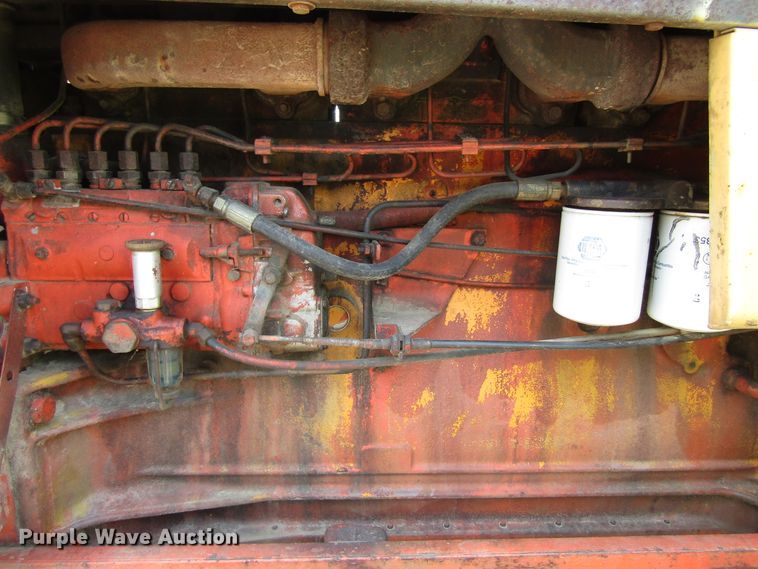 image for item GC9982 Case 1270  tractor