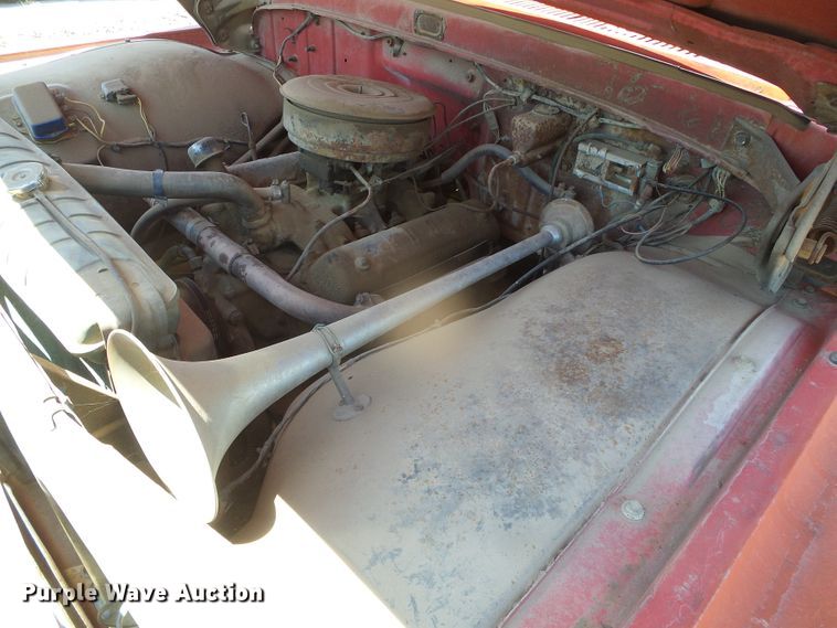 image for item GR9463 1961 Ford F600  grain truck