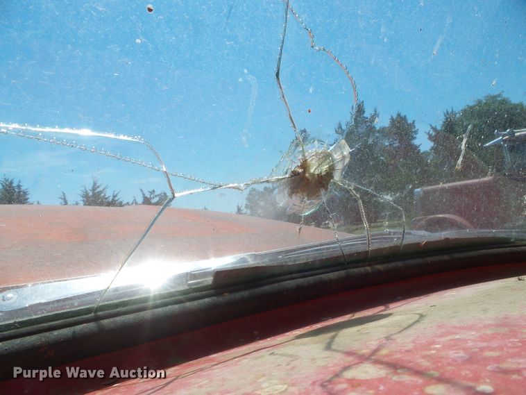 image for item GR9463 1961 Ford F600  grain truck