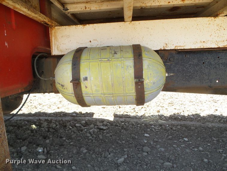 image for item GR9463 1961 Ford F600  grain truck