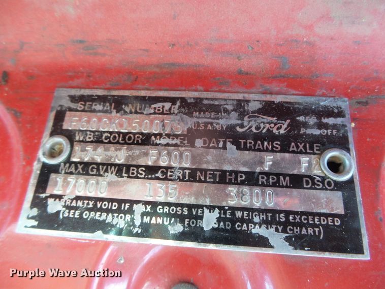 image for item GR9463 1961 Ford F600  grain truck