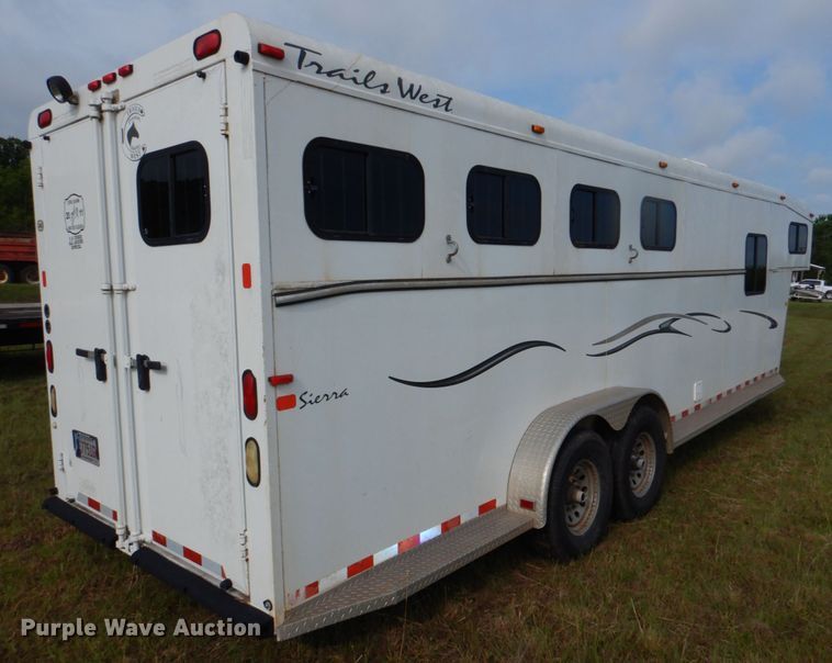 image for item HC9313 2005 Trails West Sierra 4H  horse trailer
