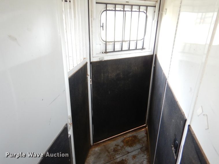 image for item HC9313 2005 Trails West Sierra 4H  horse trailer