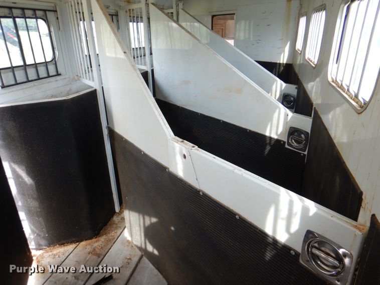 image for item HC9313 2005 Trails West Sierra 4H  horse trailer