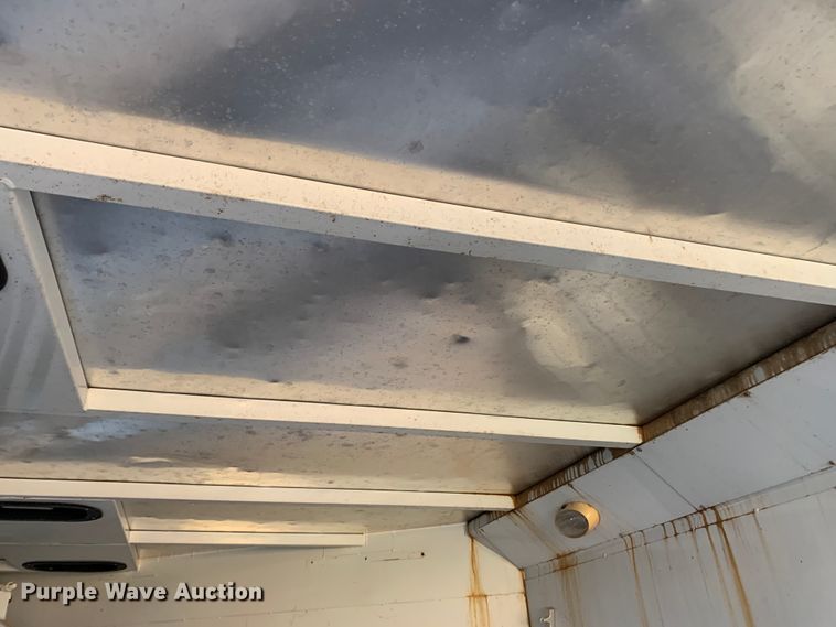 image for item HC9313 2005 Trails West Sierra 4H  horse trailer