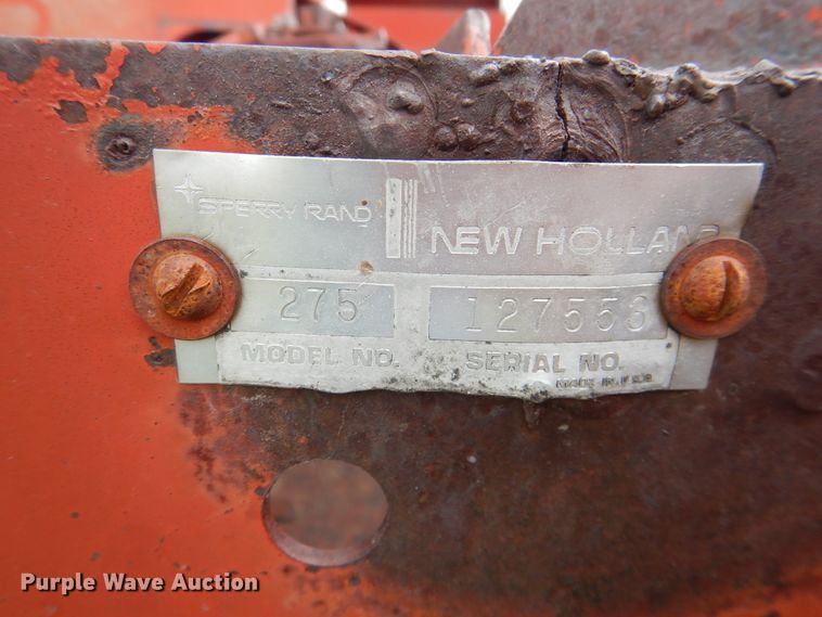 image for item HI9153 New Holland 275  small square baler