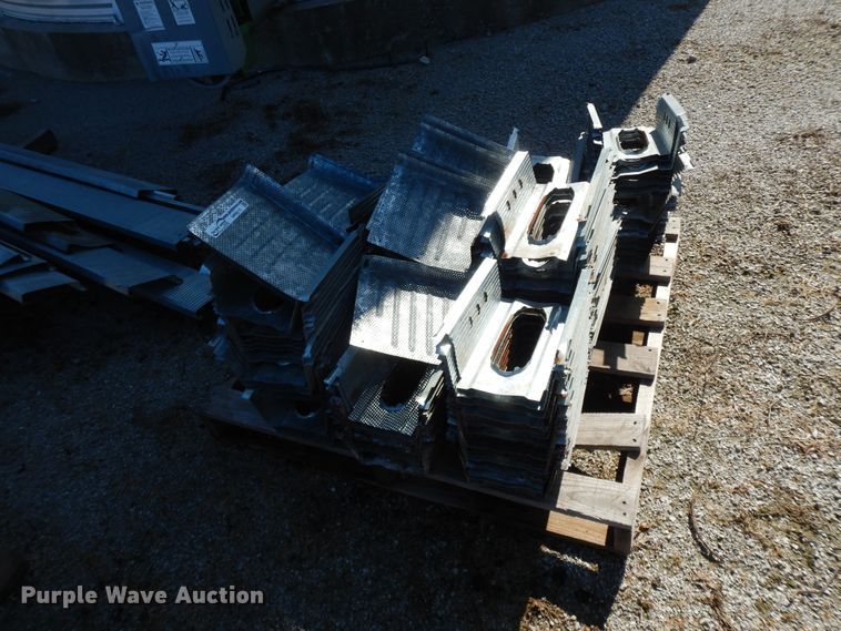 image for item HP9515 Grain bin floor and auger