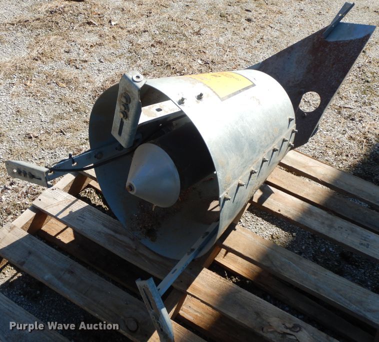 image for item HP9519 GSI grain spreader