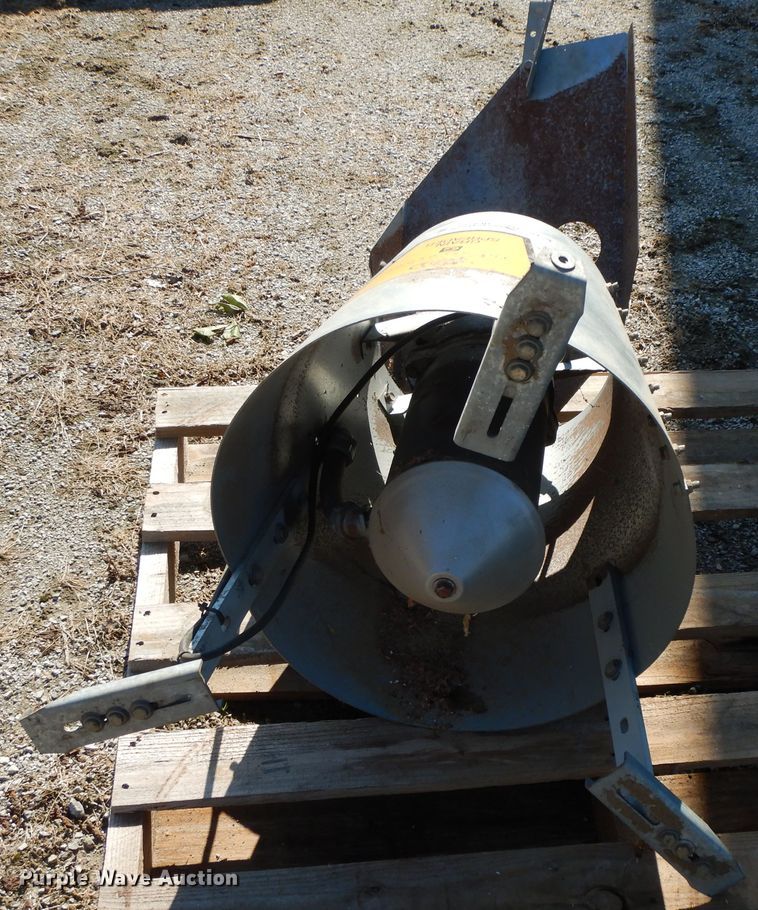 image for item HP9519 GSI grain spreader