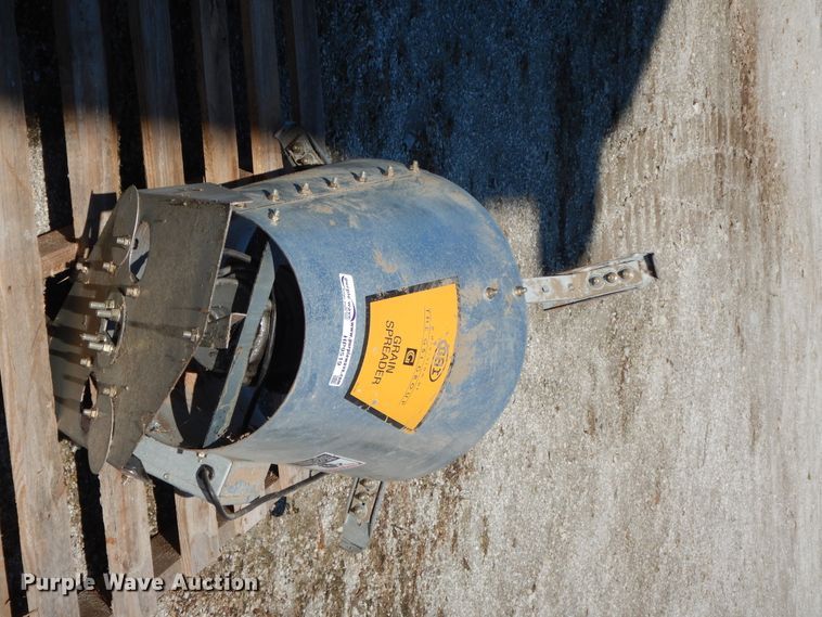 image for item HP9519 GSI grain spreader