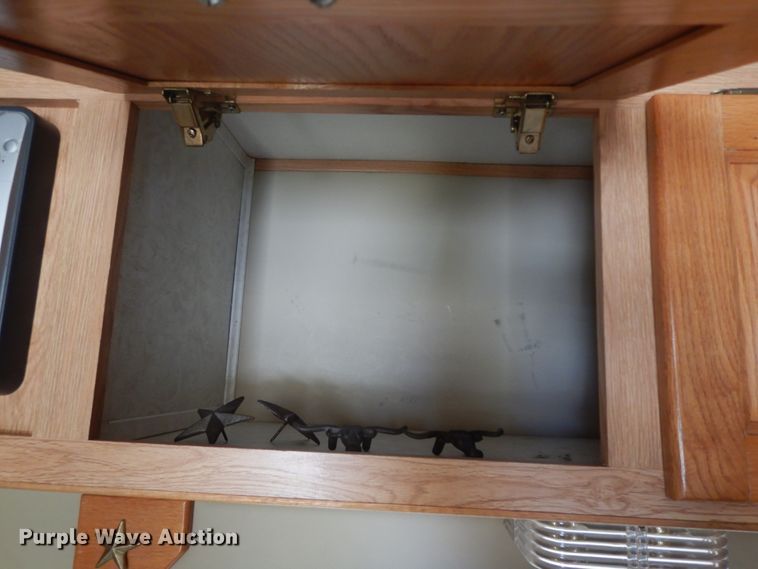 image for item HP9542 2003 Exiss XT3H  livestock trailer