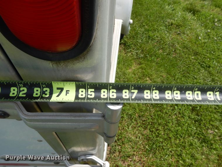 image for item HP9542 2003 Exiss XT3H  livestock trailer