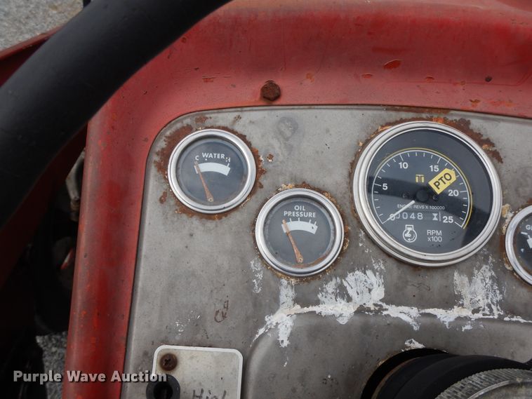 image for item HP9557 1973 Massey Ferguson 175  tractor