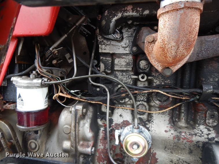 image for item HP9557 1973 Massey Ferguson 175  tractor