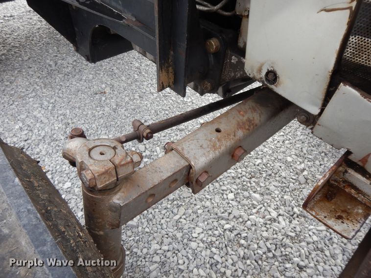 image for item HP9557 1973 Massey Ferguson 175  tractor