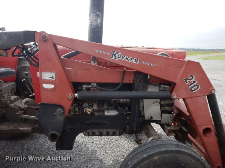 image for item HP9557 1973 Massey Ferguson 175  tractor