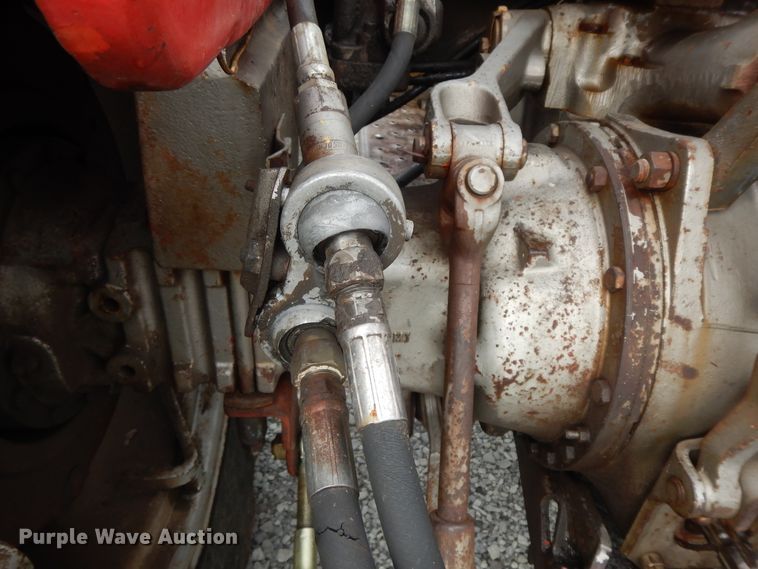 image for item HP9557 1973 Massey Ferguson 175  tractor