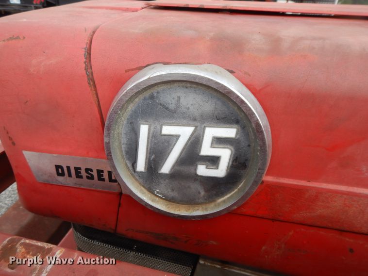 image for item HP9557 1973 Massey Ferguson 175  tractor