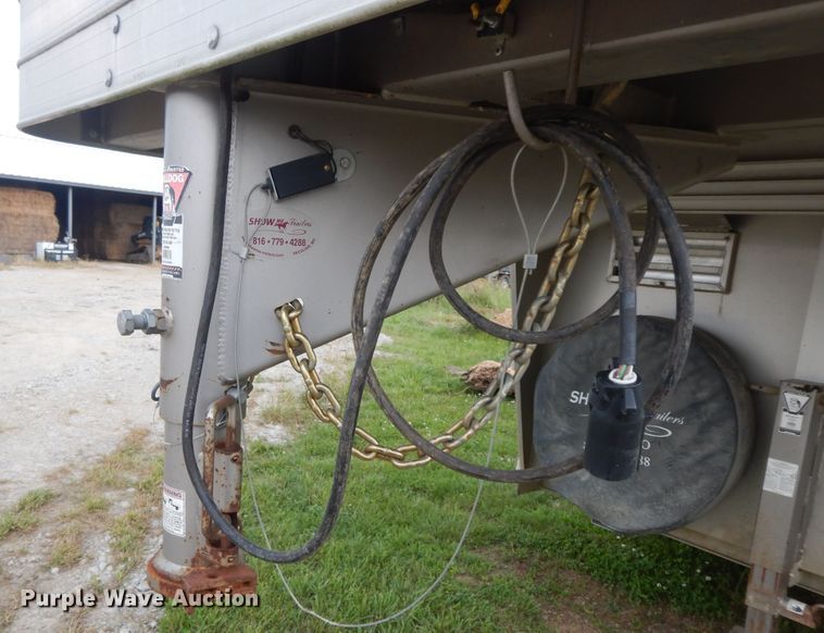 image for item HP9566 2015 4 Star Trailers  livestock trailer