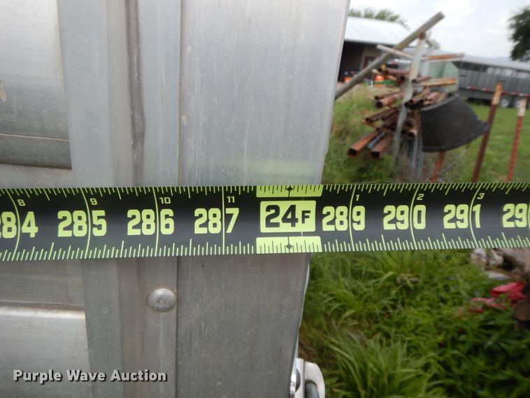 image for item HP9566 2015 4 Star Trailers  livestock trailer