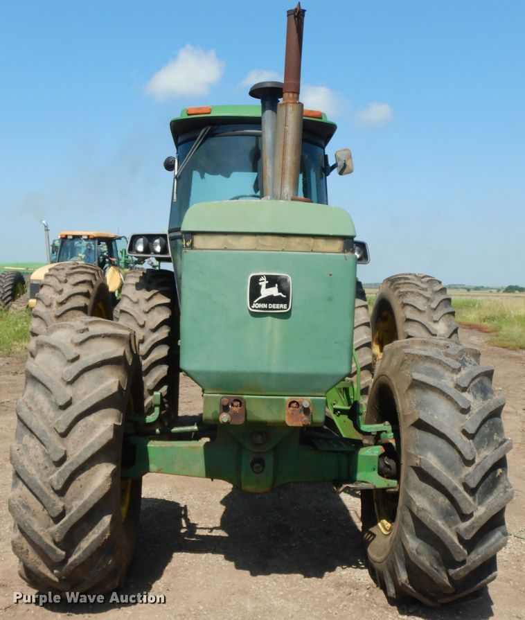 image for item HP9582 1983 John Deere 4650  MFWD tractor