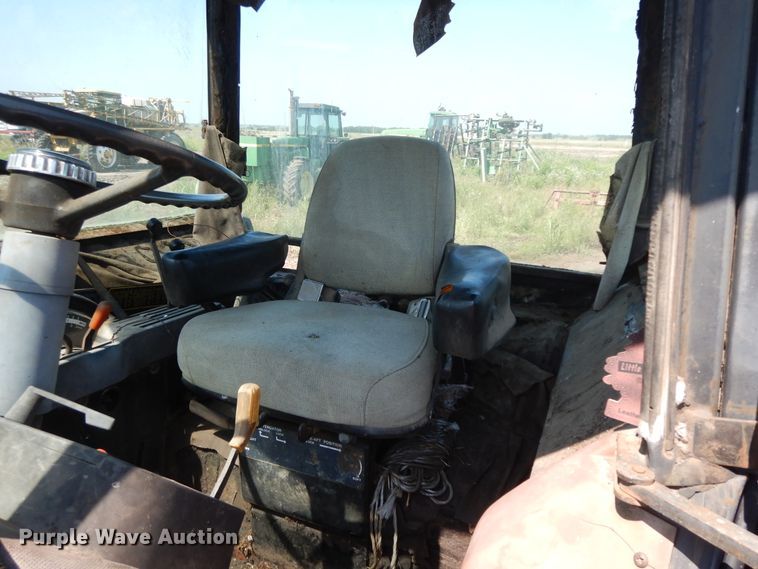 image for item HP9582 1983 John Deere 4650  MFWD tractor