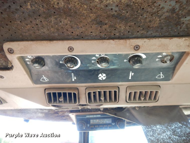 image for item HP9582 1983 John Deere 4650  MFWD tractor