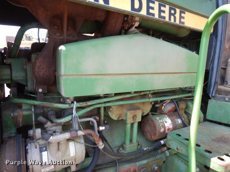 image for item HP9582 1983 John Deere 4650  MFWD tractor